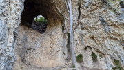 Baux_1_24_10-8